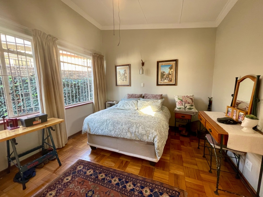 5 Bedroom Property for Sale in Brooklyn Gauteng