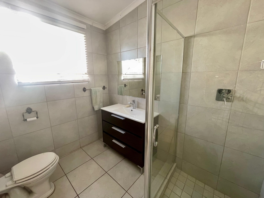 5 Bedroom Property for Sale in Brooklyn Gauteng