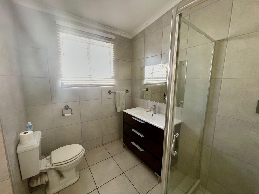 5 Bedroom Property for Sale in Brooklyn Gauteng