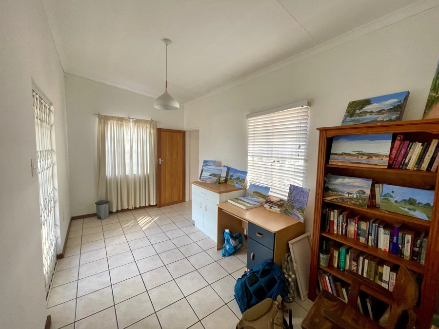 5 Bedroom Property for Sale in Brooklyn Gauteng