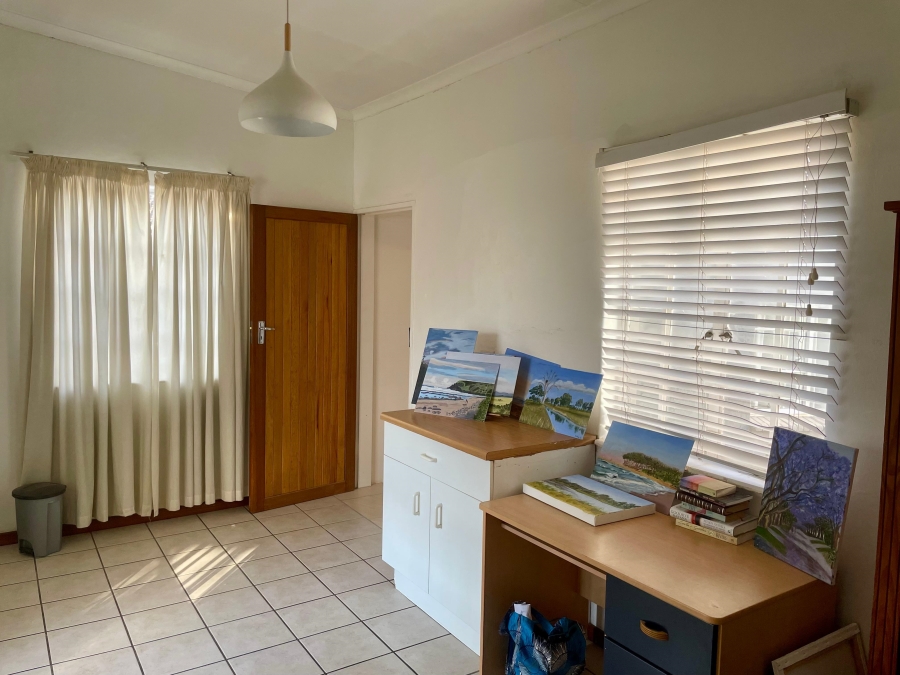 5 Bedroom Property for Sale in Brooklyn Gauteng