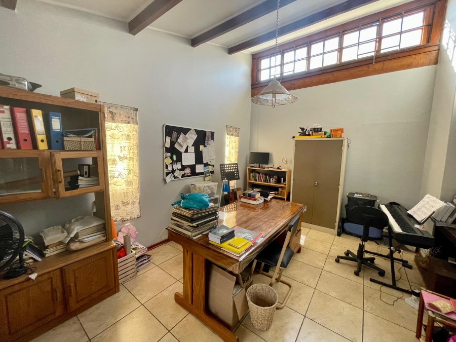 5 Bedroom Property for Sale in Brooklyn Gauteng