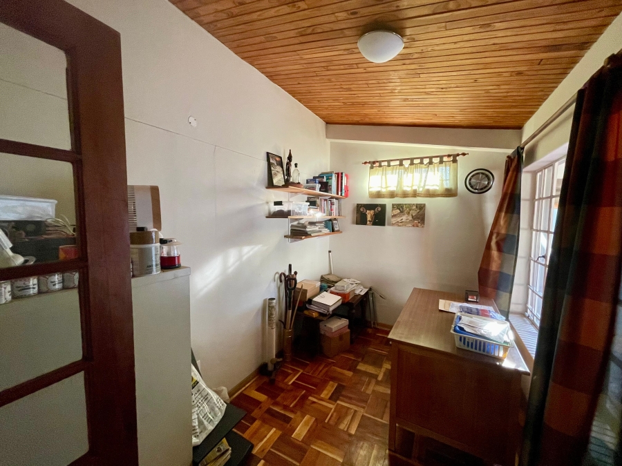 5 Bedroom Property for Sale in Brooklyn Gauteng