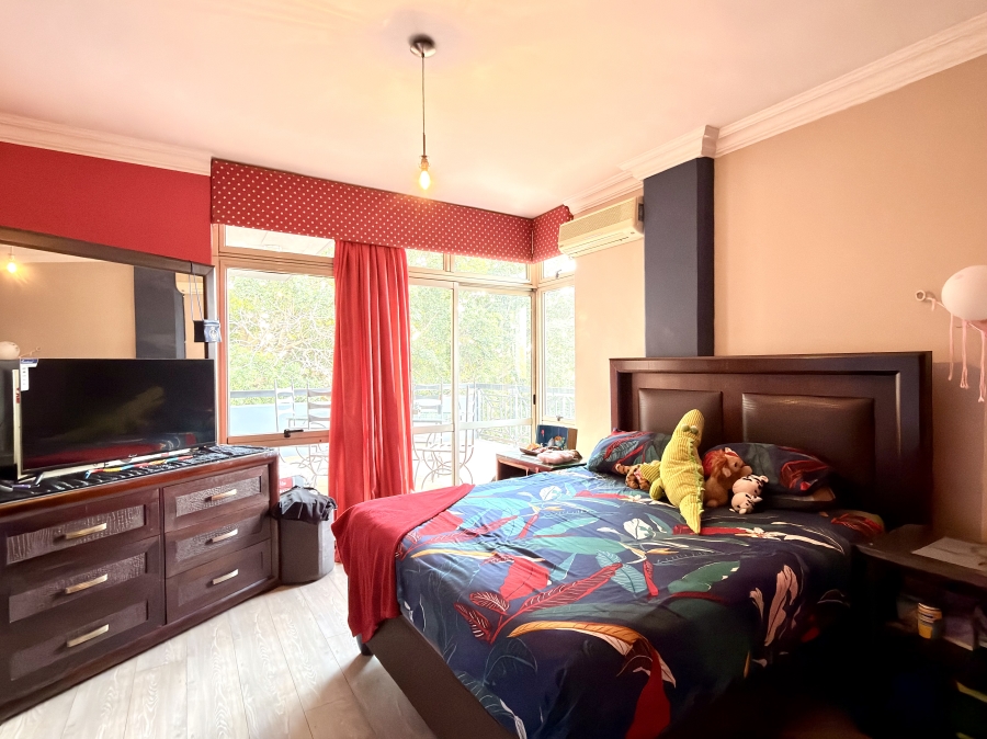 6 Bedroom Property for Sale in Die Wilgers Gauteng