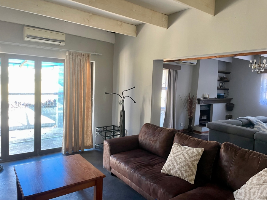 5 Bedroom Property for Sale in Erasmusrand Gauteng