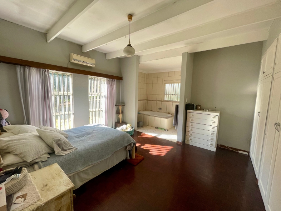 5 Bedroom Property for Sale in Erasmusrand Gauteng