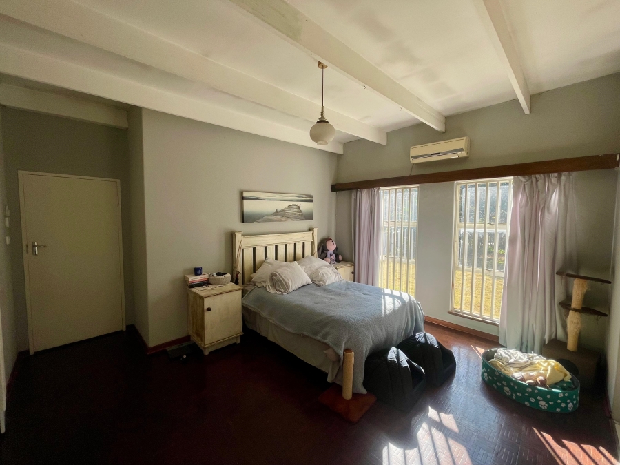 5 Bedroom Property for Sale in Erasmusrand Gauteng