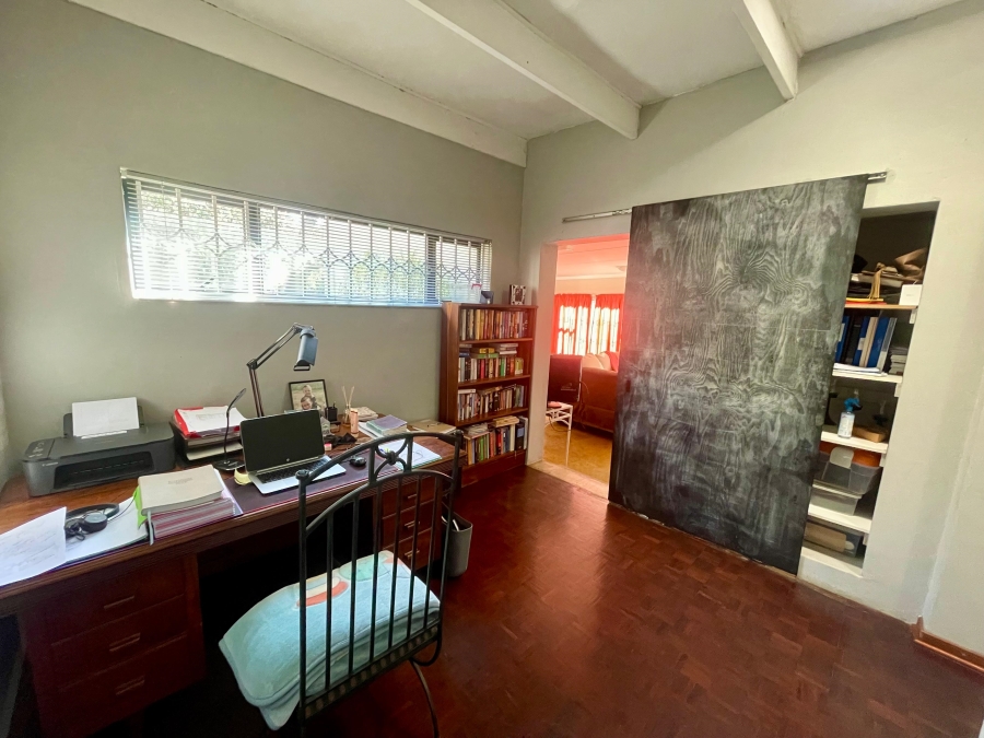 5 Bedroom Property for Sale in Erasmusrand Gauteng