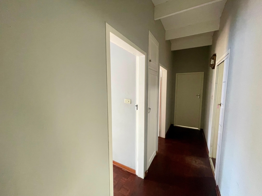 5 Bedroom Property for Sale in Erasmusrand Gauteng