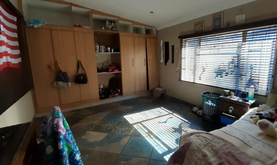 3 Bedroom Property for Sale in Zwartkop Gauteng