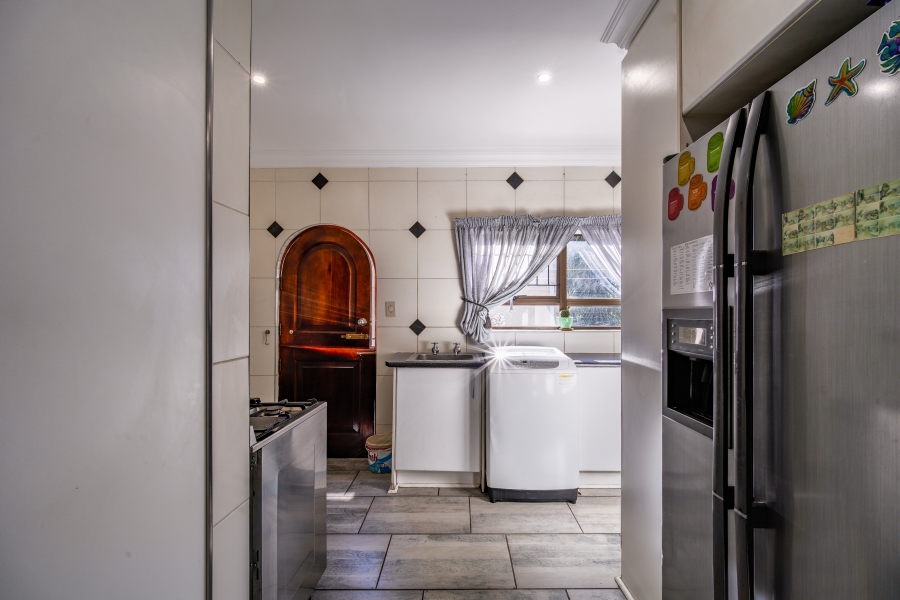 3 Bedroom Property for Sale in Newlands Gauteng