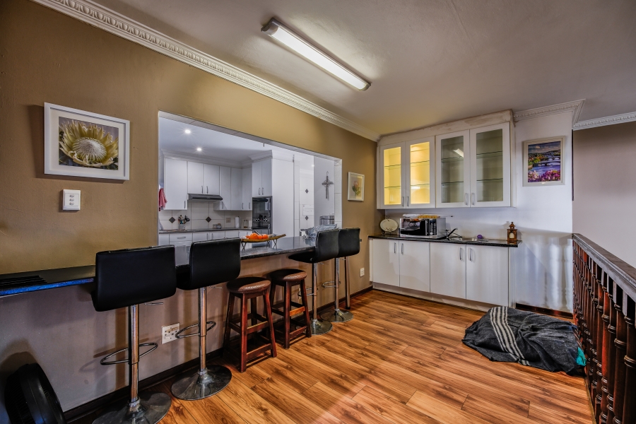 3 Bedroom Property for Sale in Newlands Gauteng