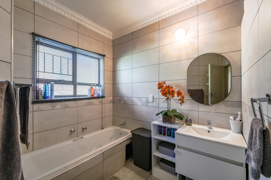 3 Bedroom Property for Sale in Newlands Gauteng