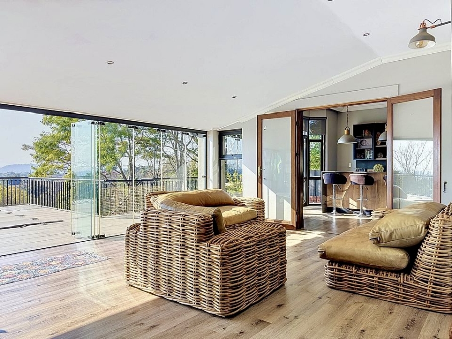 4 Bedroom Property for Sale in Woodhill Estate Gauteng