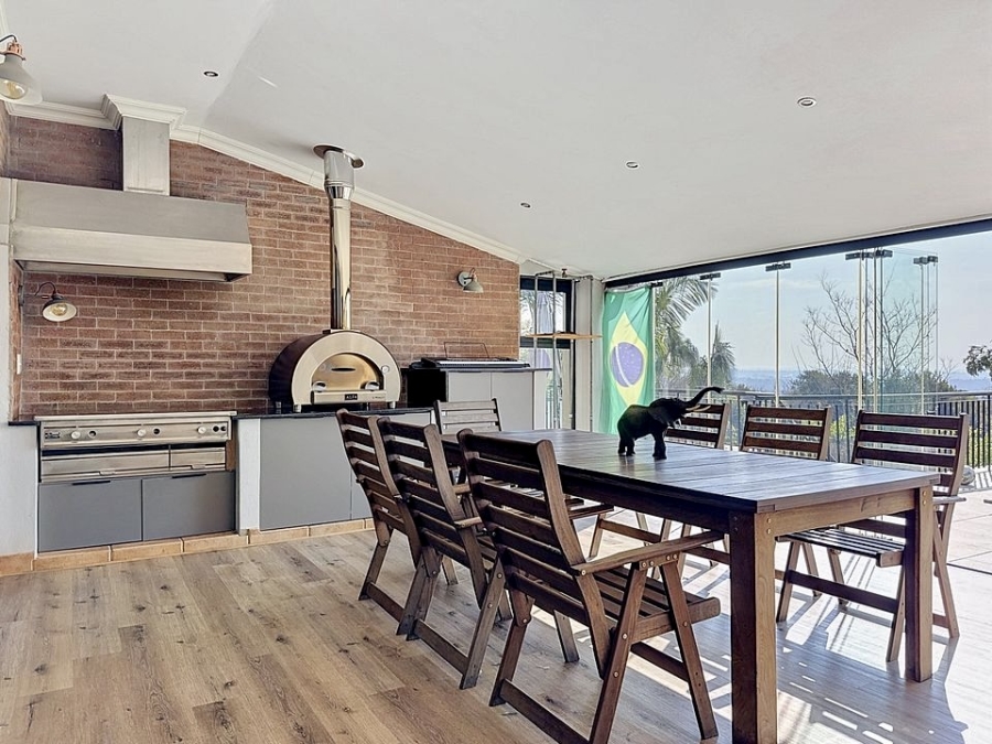4 Bedroom Property for Sale in Woodhill Estate Gauteng