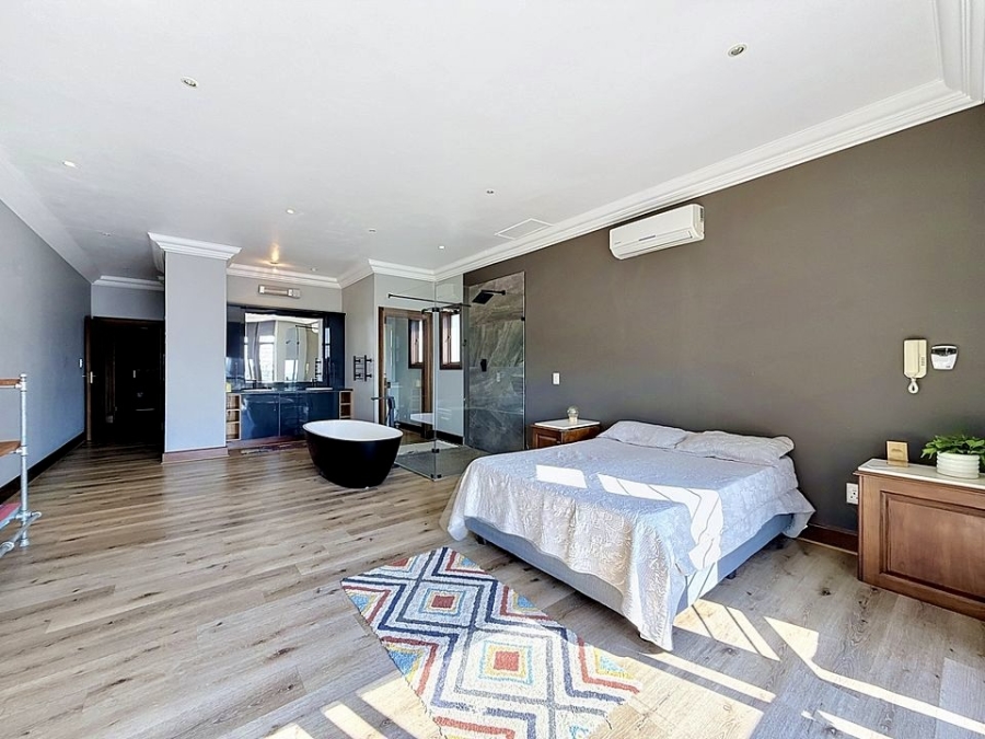 4 Bedroom Property for Sale in Woodhill Estate Gauteng