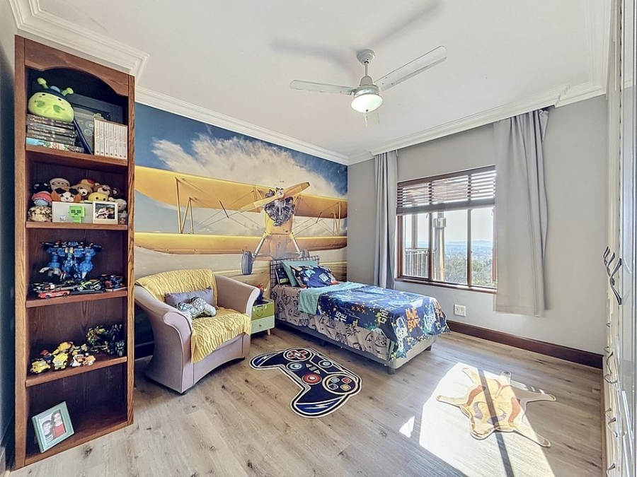 4 Bedroom Property for Sale in Woodhill Estate Gauteng