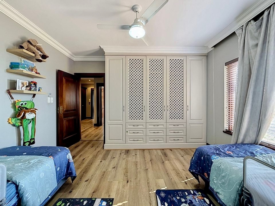 4 Bedroom Property for Sale in Woodhill Estate Gauteng