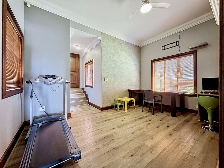 4 Bedroom Property for Sale in Woodhill Estate Gauteng