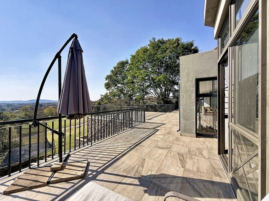 4 Bedroom Property for Sale in Woodhill Estate Gauteng