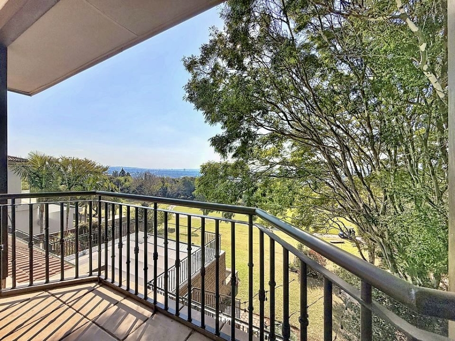 4 Bedroom Property for Sale in Woodhill Estate Gauteng