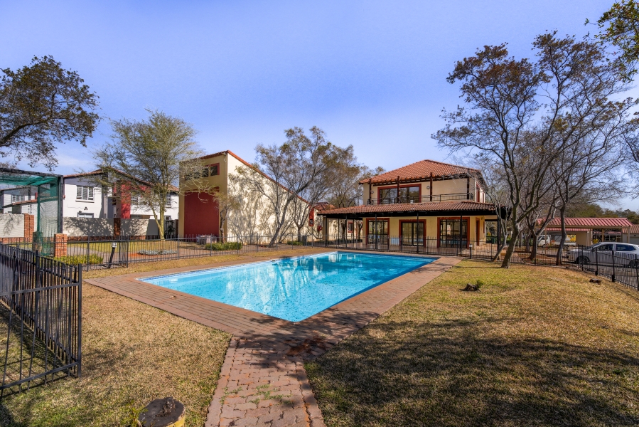 1 Bedroom Property for Sale in Hazeldean Gauteng