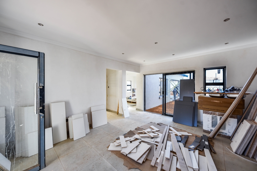 4 Bedroom Property for Sale in Silverwoods Country Estate Gauteng