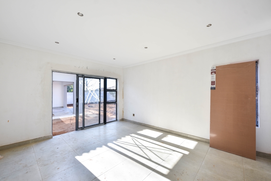 4 Bedroom Property for Sale in Silverwoods Country Estate Gauteng