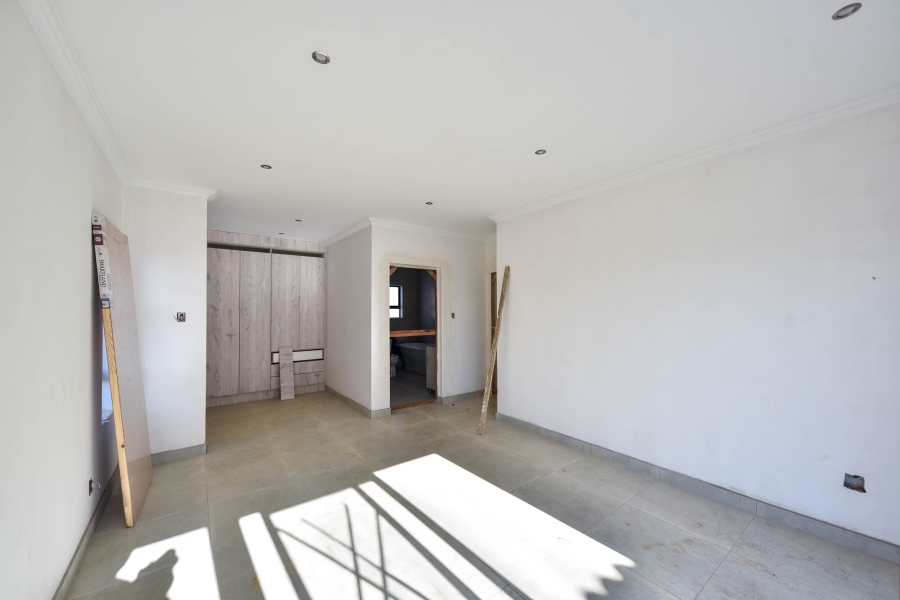 4 Bedroom Property for Sale in Silverwoods Country Estate Gauteng