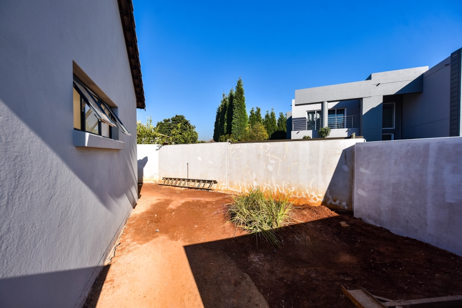 4 Bedroom Property for Sale in Silverwoods Country Estate Gauteng