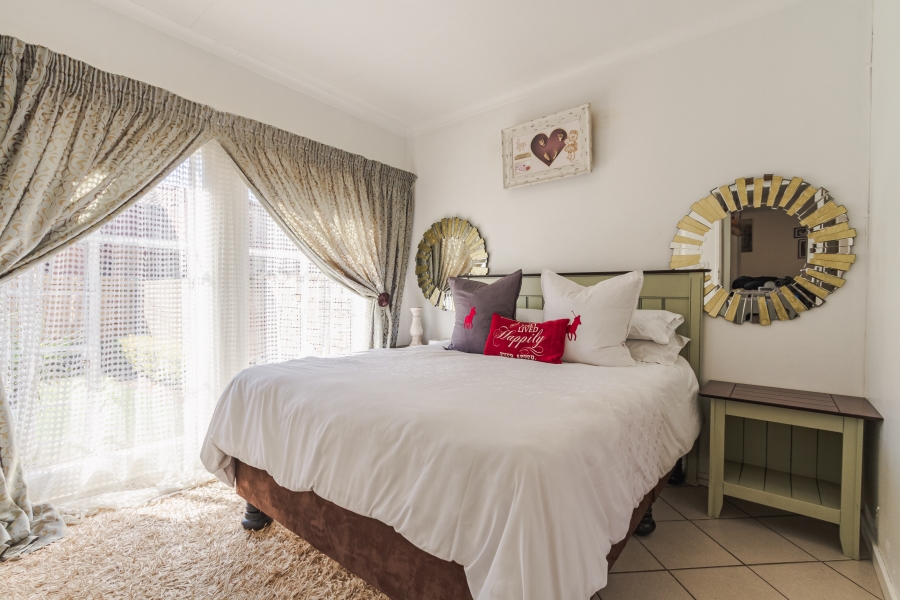 2 Bedroom Property for Sale in Equestria Gauteng