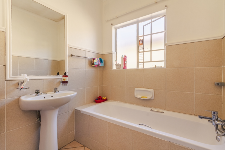 2 Bedroom Property for Sale in Equestria Gauteng