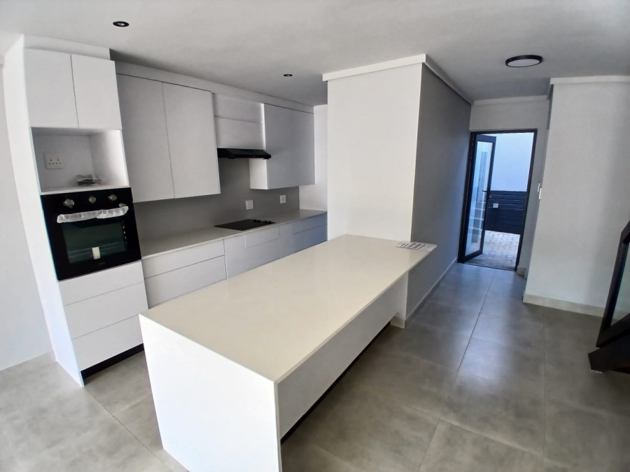 2 Bedroom Property for Sale in Equestria Gauteng