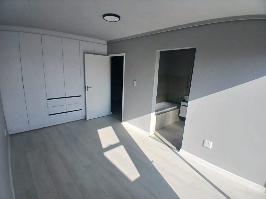 2 Bedroom Property for Sale in Equestria Gauteng