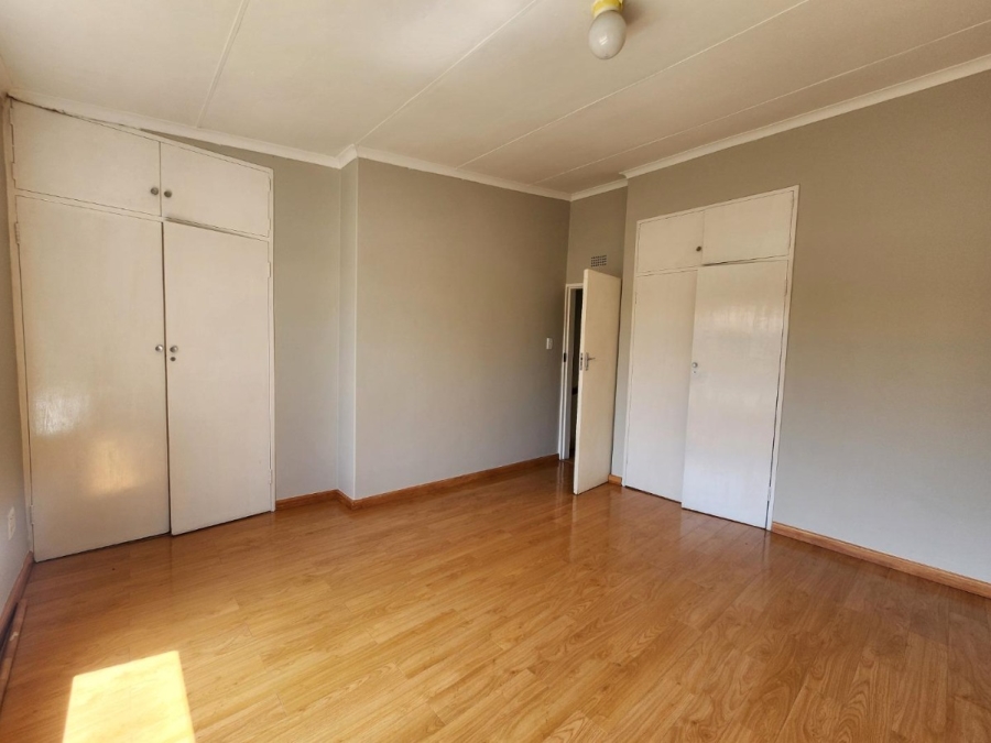 2 Bedroom Property for Sale in Florida Gauteng