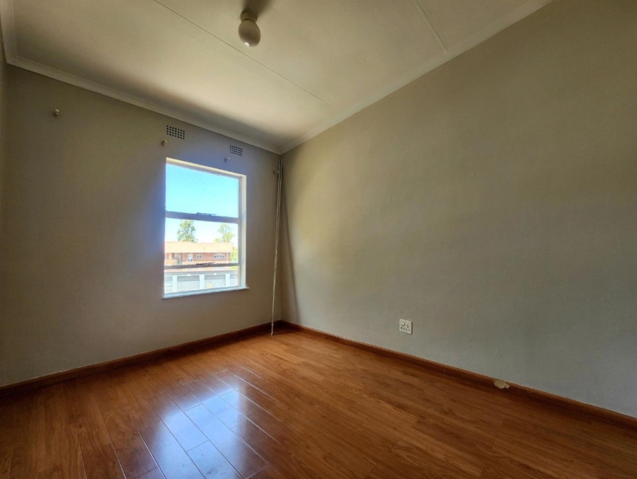 2 Bedroom Property for Sale in Florida Gauteng