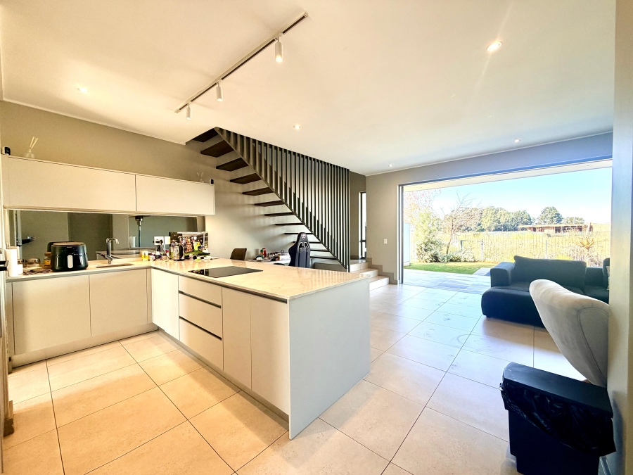 To Let 3 Bedroom Property for Rent in Serengeti Lifestyle Estate Gauteng