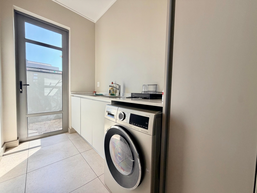 To Let 3 Bedroom Property for Rent in Serengeti Lifestyle Estate Gauteng