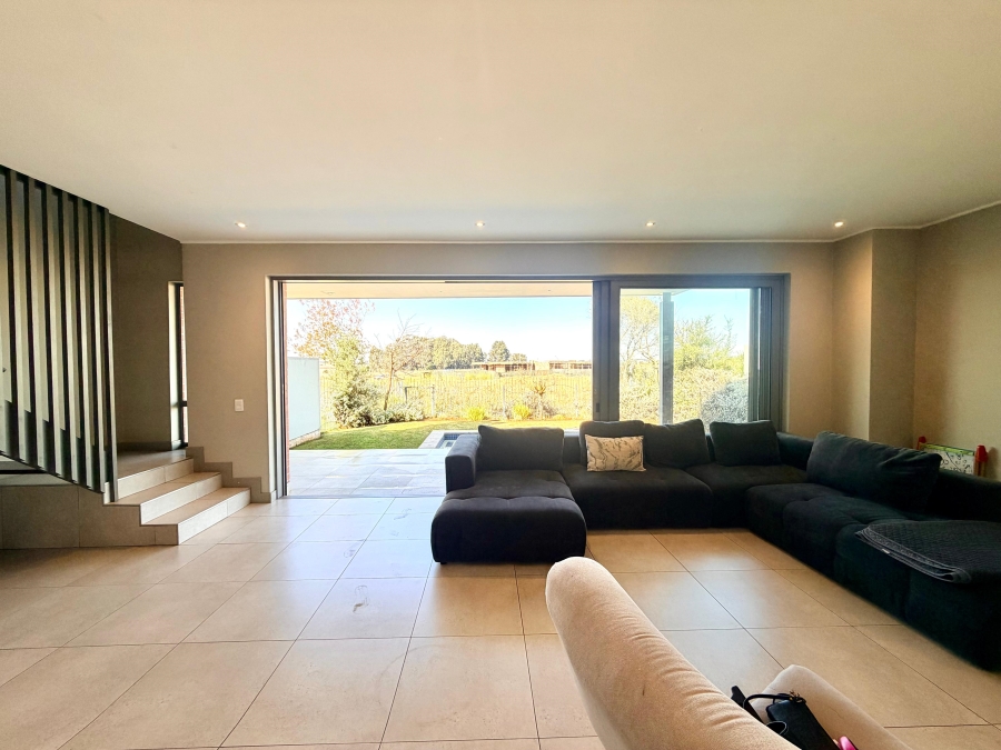 To Let 3 Bedroom Property for Rent in Serengeti Lifestyle Estate Gauteng