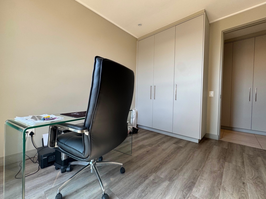 To Let 3 Bedroom Property for Rent in Serengeti Lifestyle Estate Gauteng