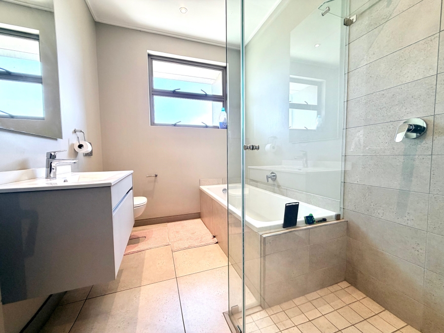 To Let 3 Bedroom Property for Rent in Serengeti Lifestyle Estate Gauteng