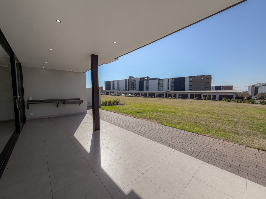 To Let 3 Bedroom Property for Rent in Ascend to Midstream Gauteng