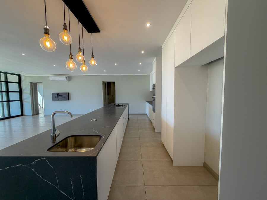 To Let 3 Bedroom Property for Rent in Ascend to Midstream Gauteng