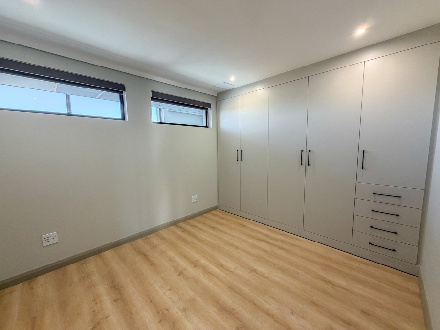 To Let 3 Bedroom Property for Rent in Ascend to Midstream Gauteng