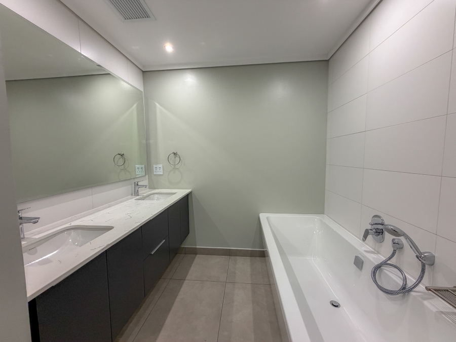 To Let 3 Bedroom Property for Rent in Ascend to Midstream Gauteng