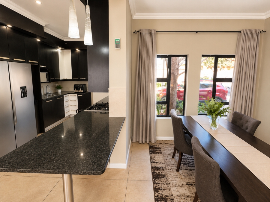 To Let 3 Bedroom Property for Rent in Thatchfield Estate Gauteng