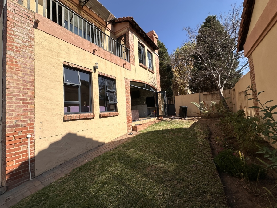 To Let 3 Bedroom Property for Rent in Thatchfield Estate Gauteng