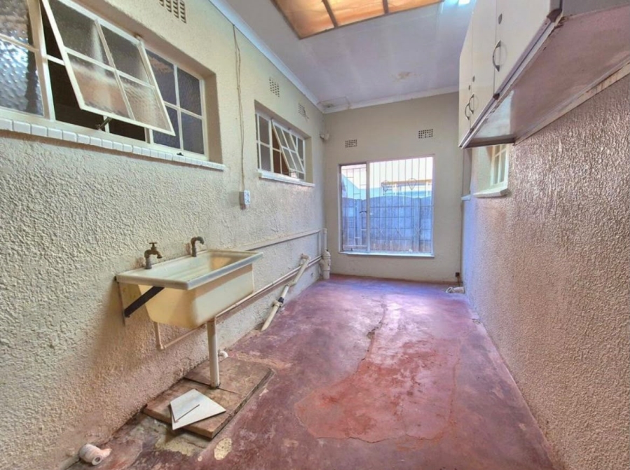 5 Bedroom Property for Sale in Dalpark Gauteng