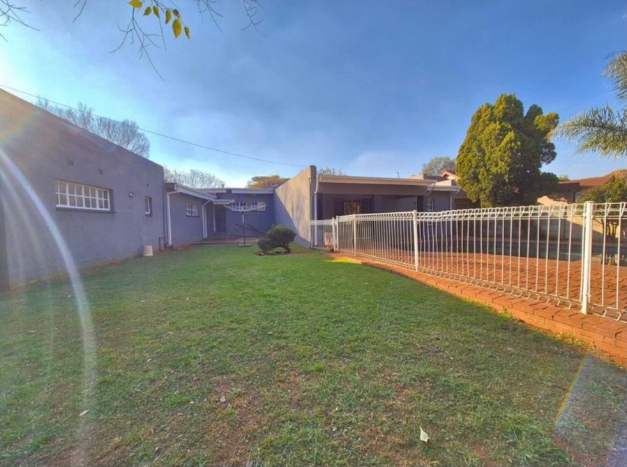 5 Bedroom Property for Sale in Dalpark Gauteng