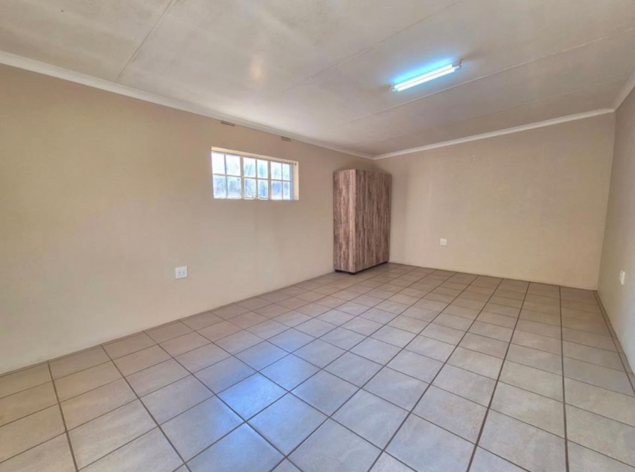 5 Bedroom Property for Sale in Dalpark Gauteng